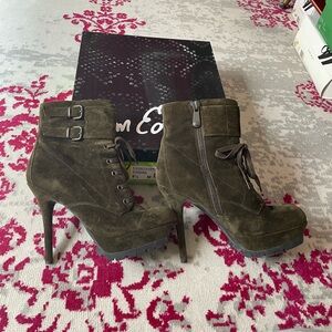 Sam Edelman Women's Dark Green Platform Boots #camocore
